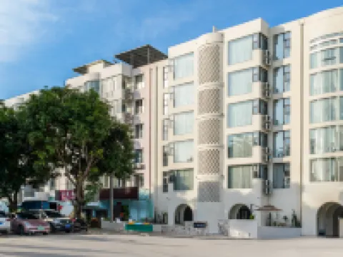 Beihai Qili Yuanshe Homestay (Yintan International Passenger Terminal) Hotels near Bei Hai Silver Beach