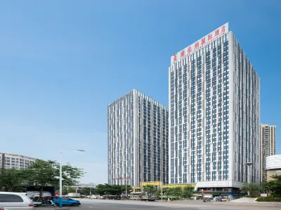 Vienna International Hotel (Liuzhou High-speed Railway Station Liunan Wanda Plaza) Hotel in zona Leishan Cliffside Inscriptions