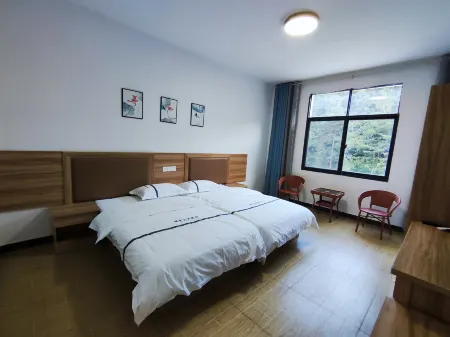 Mingtang Manor Отели рядом с достопримечательностью «Mingtang Mountain»