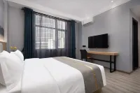 TOWO Shangpin Hotel (Changsha Railway Station Amiring Subway Station)