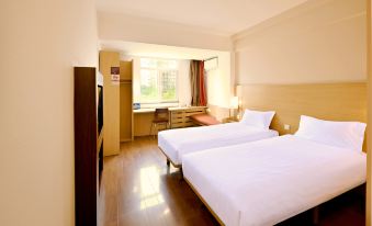 Ibis Hotel (Beijing Wukesong Dacheng Road)