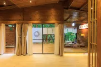 Yinzhan Narada Resort Hotel - Balcony