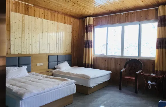 寶興鴻偉大酒店