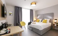 Appart Hotel Odalys City Angers Centre Gare Ancien couvent de la Baumette周辺のホテル