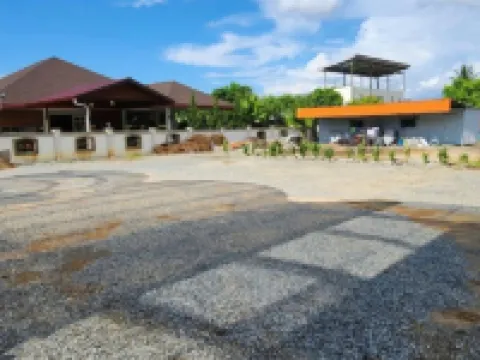 Grapevine Garden Hotels in Donggongon