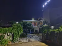 興義楠峰小築客棧 - 陽台