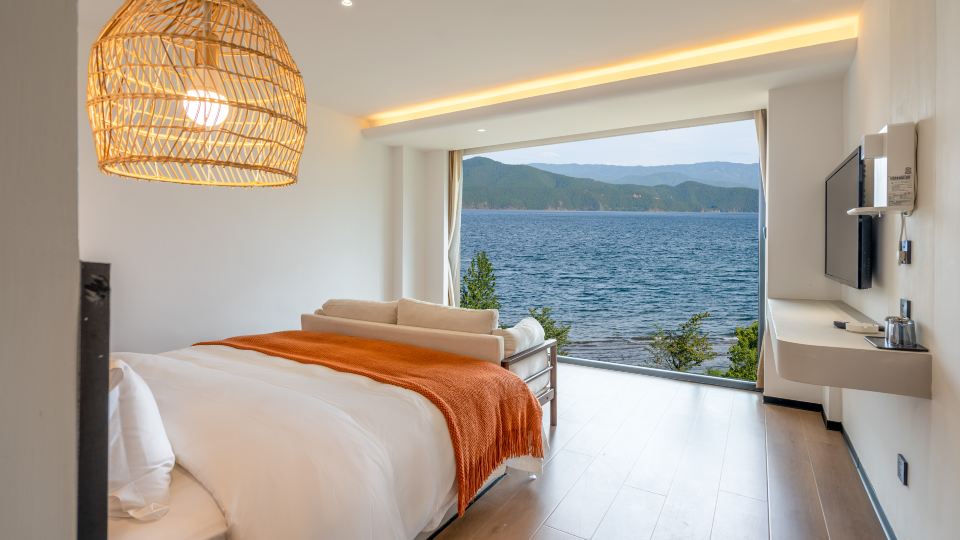 Lugu Lake Scenic Area Chunhe Jingming Lakeview Vacation Boutique Stay