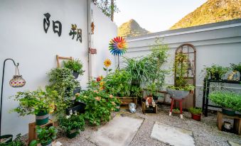 September Homestay (Yangshuo West Street Branch)