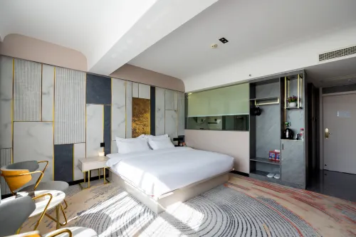 Hongsheng Hotel (Ji Center Shopping Plaza)