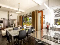 The Factory Luxury Accommodation Hotels in Hapuku