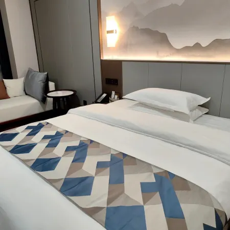 Taihe Jinghu Hotel