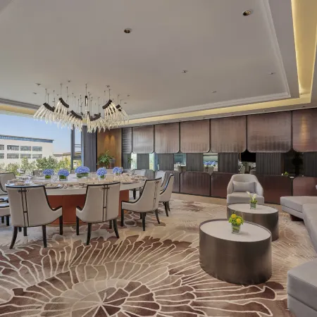 Yuncheng Shenzhen Airlines International Hotel