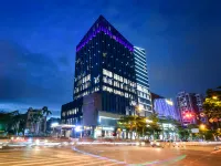 HERTON HOTEL Hotels near Five Figures' Temple
