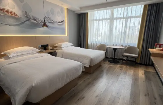 水月清華酒店（德清四店）