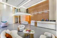 Baiheng Hotel (Shenzhen International Convention & Exhibition Center Tangwei Metro Station Branch) - 3 stjerner