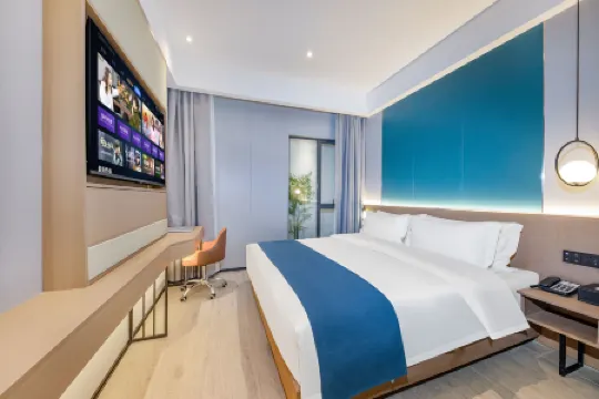 Boman Hotel (Bihaiwan Subway Station)