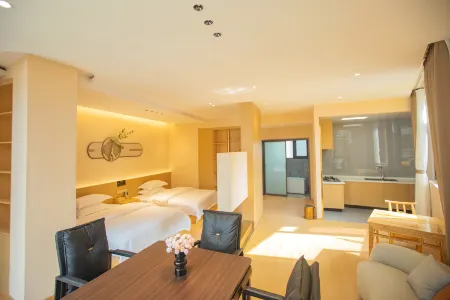 Guanshanyue Premier Hotel Отели рядом с достопримечательностью «Shennong Stream Qianfu Cultural Tourism Area»