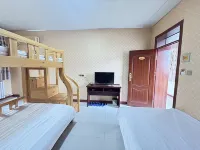 Karamay Yunhong Hotel