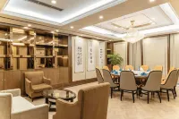 Yintai Hotel (Rongxian Walmart) - parcheggio