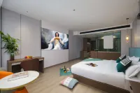 Peninsula Panoramic Smart Hotel (Duyun Downtown Branch) - balcony