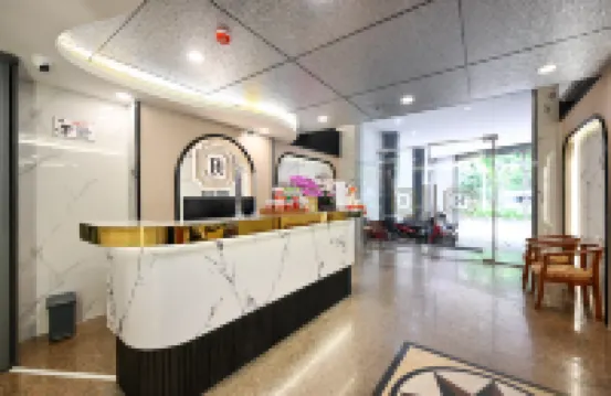 Red Sun Airport Saigon Hotel