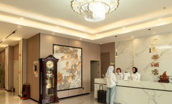 Golmud Molandi Hotel