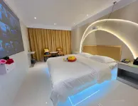 Lexiang Cinema Hotel (Sihui Dawang Plaza)