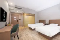 OUSIMAN   HOTEL Hotels near Citizen Square