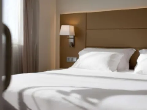 NH Pamplona Iruna Park Hotels near Tramontana