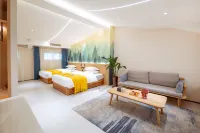 Floral Hotel·Luanchuan Jingruo Prosperous Hotel(Fenghuang Tianjie Store)