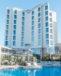 Radisson Hotel Nice Airport - Rooftop Pools