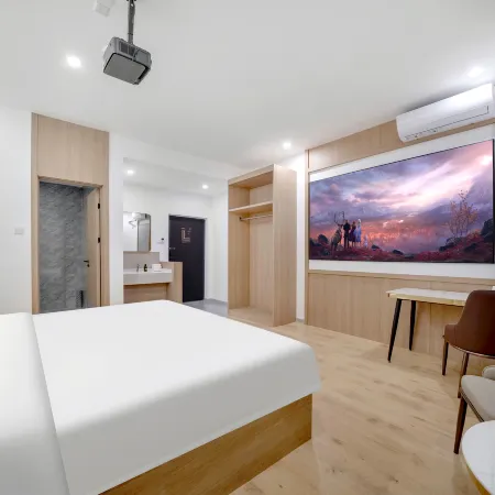 SUJI INN