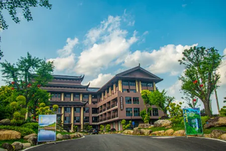 Guanpu Yashe Youjingge B&B Отели рядом с достопримечательностью «Anfu Temple (liubowengulilvyoujingqu)»