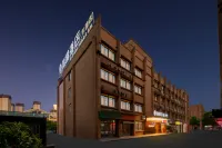 Blue Crystal Hotel (Zipeng Branch) Hotels near Anhui Wenda Sike Network Technology College