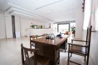 Comfort Light Luxury Hotel (Lincang People's Hospital Branch)