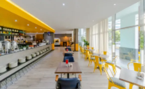 Hyatt Place Dubai Al Rigga