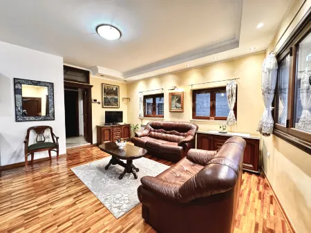 Novi Svet Отели в г. Kavac