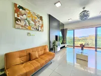 Loft B Imago Mall Sunset Seaview Golf Course 8-9pax 3Bedrooms 3 Bathrooms Hotels in 
