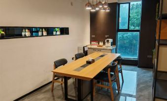 Homeinn Pebble Hotel (Nanjing South Railway Station North Square)