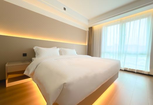 3. 루이 타임 호텔..