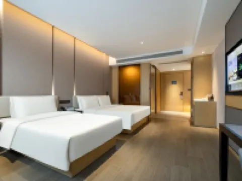 Duo V Hotel (Zaozhuang Taishan South Road Zaozhuang High-Speed Railway Station) Hotels in Zaozhuang