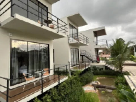 เดอะ เอพพิโซต บูทิค โฮเทล โรงแรมในอำเภอ พุนพิน