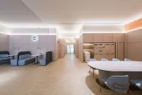 HanTing Hotel (Dongguan Shilong Huixing Business Center)