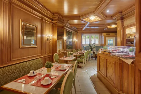 Murat Отели рядом с достопримечательностью «Парк дэ Пранс»