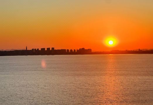 [샤토 스타 리버 칭다오의 환상적인 오션뷰 객실]