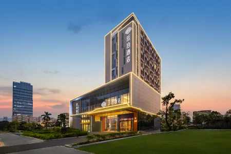 TILL BRIGHT Hotel (Zhongshan Fuyi Cheng Zhongshan Station)