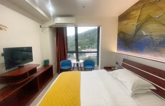 西湖雅居（龍巖站店）