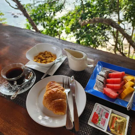 Velora bay koh jum