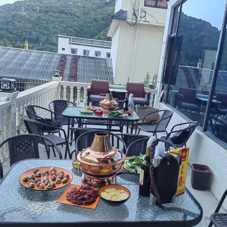 Heishui Banshandu·Yueyin Hotel