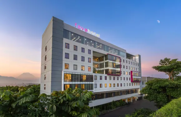 超級廣場費屋酒店